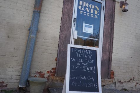 After offering curbside pickup only for over a year, Iron Gate Pizza is finally opening its doors again.